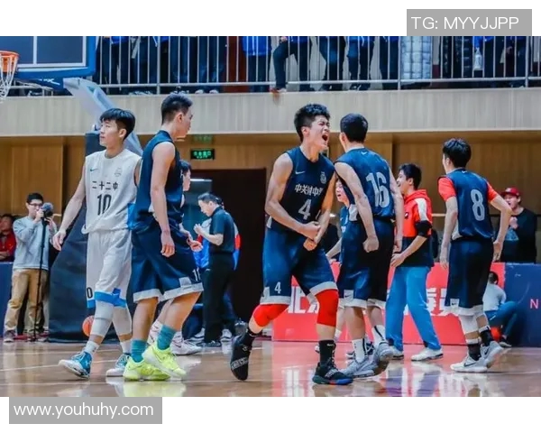 赛后分析：北京篮球队与广州篮球队在比赛中的战术灵活性对比