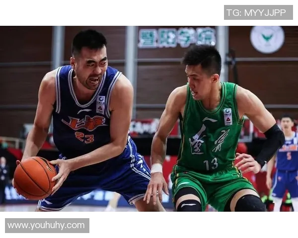 张兆旭：从篮球场上的巨人到生活中的榜样，激励年轻一代追逐梦想的故事