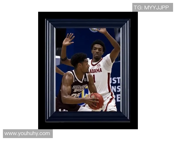 赫伯特琼斯的篮球之路与成就探索：从新秀到明星的成长历程