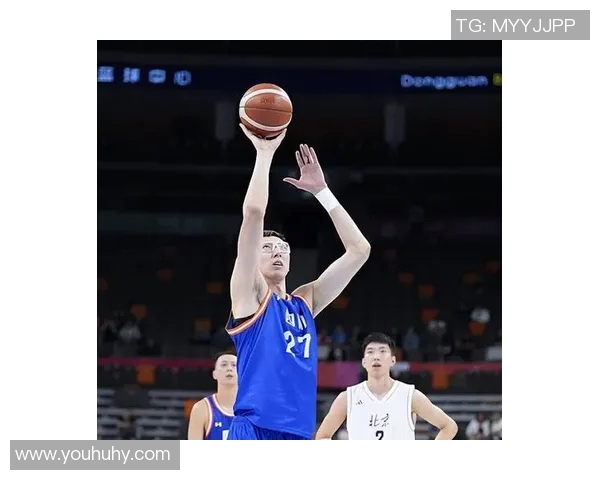 四川男篮迎战上海队CBA赛季激战即将上演球迷期待精彩对决