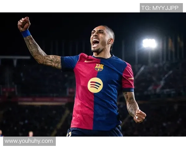 拿玻里与巴萨激战在即球迷期待精彩对决与历史交锋 拿玻里与巴萨激战在即球迷期待精彩对决与历史交锋