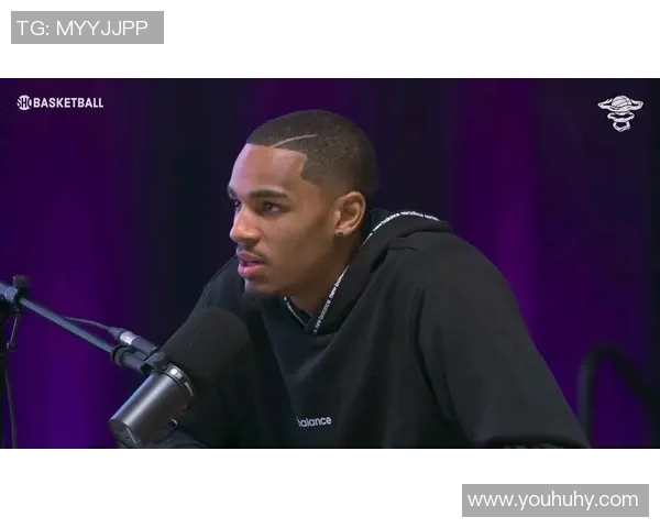 德章泰穆雷带领球队崛起展现全能球员风采与未来潜力